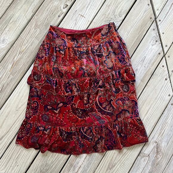 Cynthia Steffe Women's Red Velvet Burnout Ruffled Skirt Size 4 - Picture 1 of 8